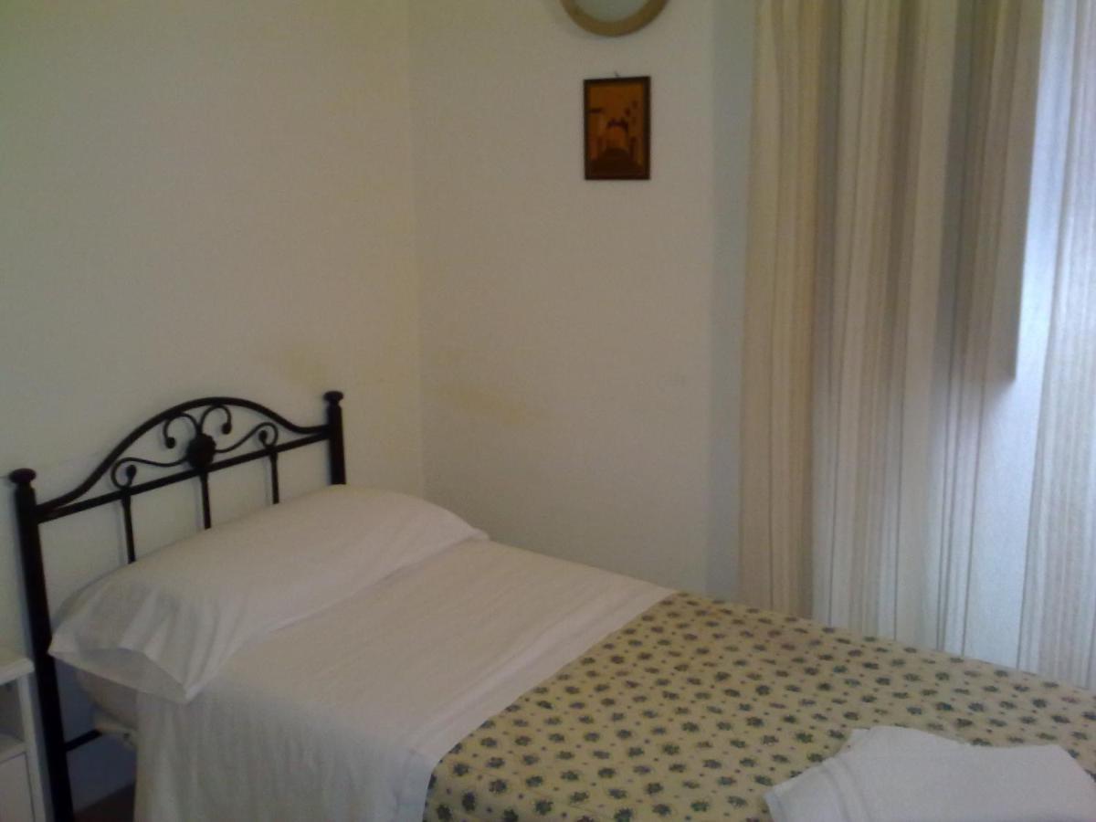 Locanda Maja B&B กวาร์เดียเกรเล ภายนอก รูปภาพ